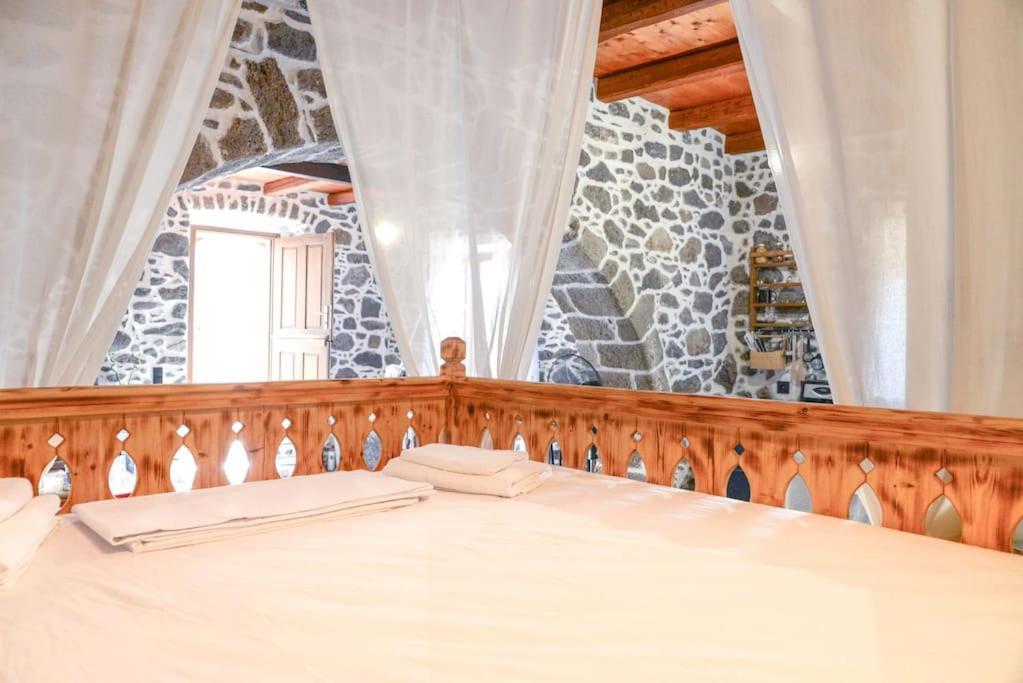 Volcano View Nisyros Emporeios  Екстер'єр фото