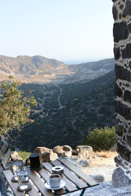 Volcano View Nisyros Emporeios  Екстер'єр фото