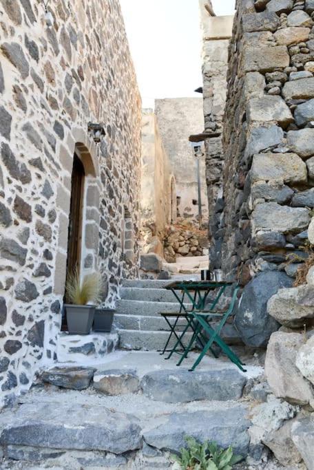 Volcano View Nisyros Emporeios  Екстер'єр фото